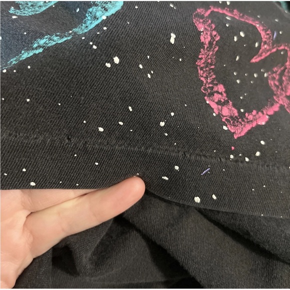 Vintage Adults AOP Splatter Paint Black Single Stitch Heart T Shirt - Picture 5 of 16